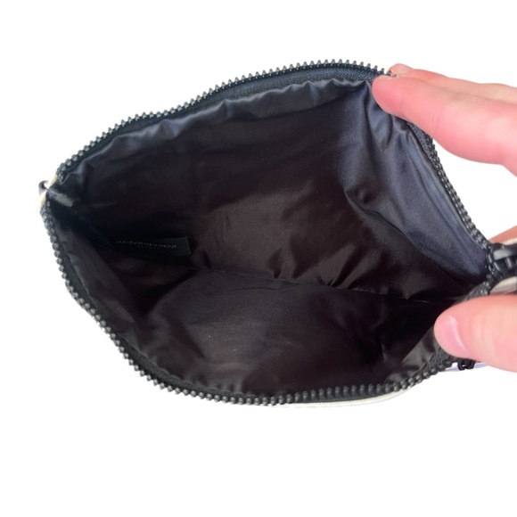 YSL Beaute Flat Clutch Pouch Wristlet Zip Top Wristlet Brand New With Tags - Picture 4 of 5